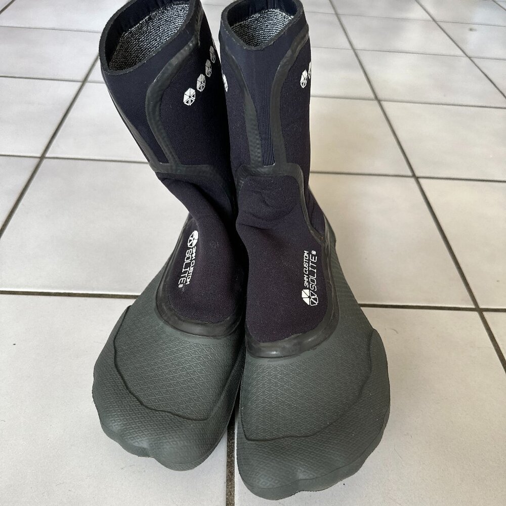 Solite 3mm Custom Boots - Size 9 | Surfing Wetsuit Booties